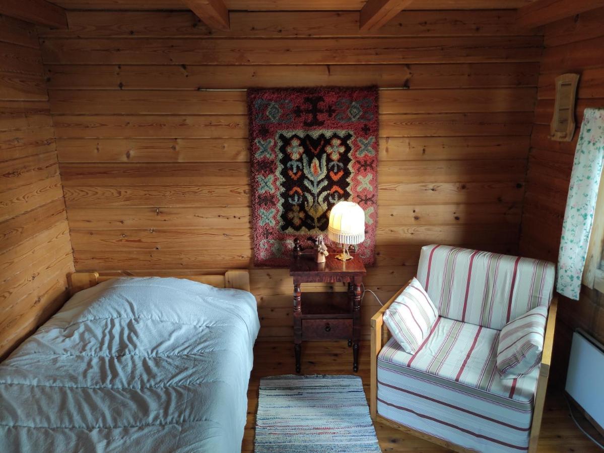 Old Finnish Lakeside Cottage With Sauna 오울루 외부 사진